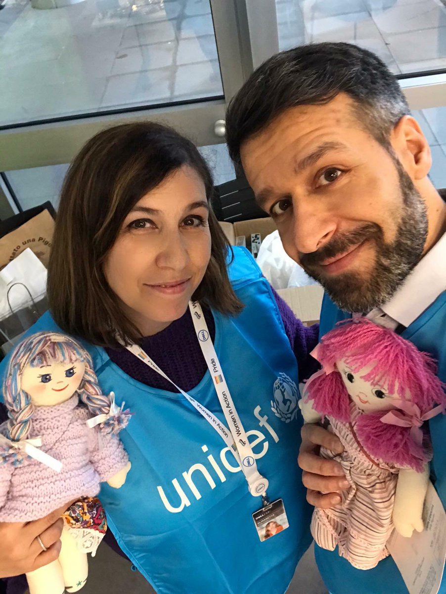 LauraRossi1973's tweet photo. THANKS to all @DellEMCItalia volunteers for your support @UNICEF_Italia !! @massimonovelli5 @BeneGesserit21 @LorenzoCapanna https://t.co/q6cM86WWJ2