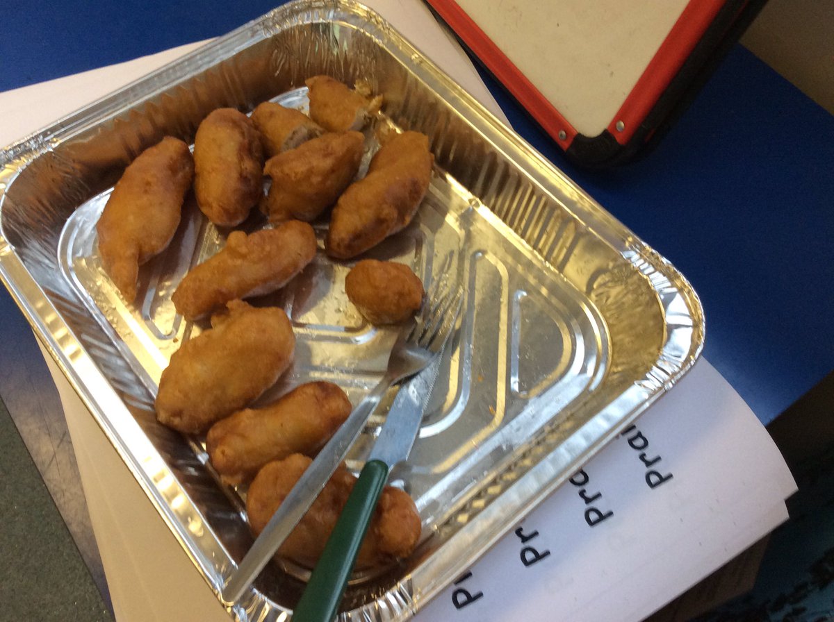 st_uttoxeter's tweet photo. Delicious Chinese food from Mr Woos Chinese Restaurant for our lesson on the sense of taste in Year 1 today https://t.co/Oxid4AHZIb