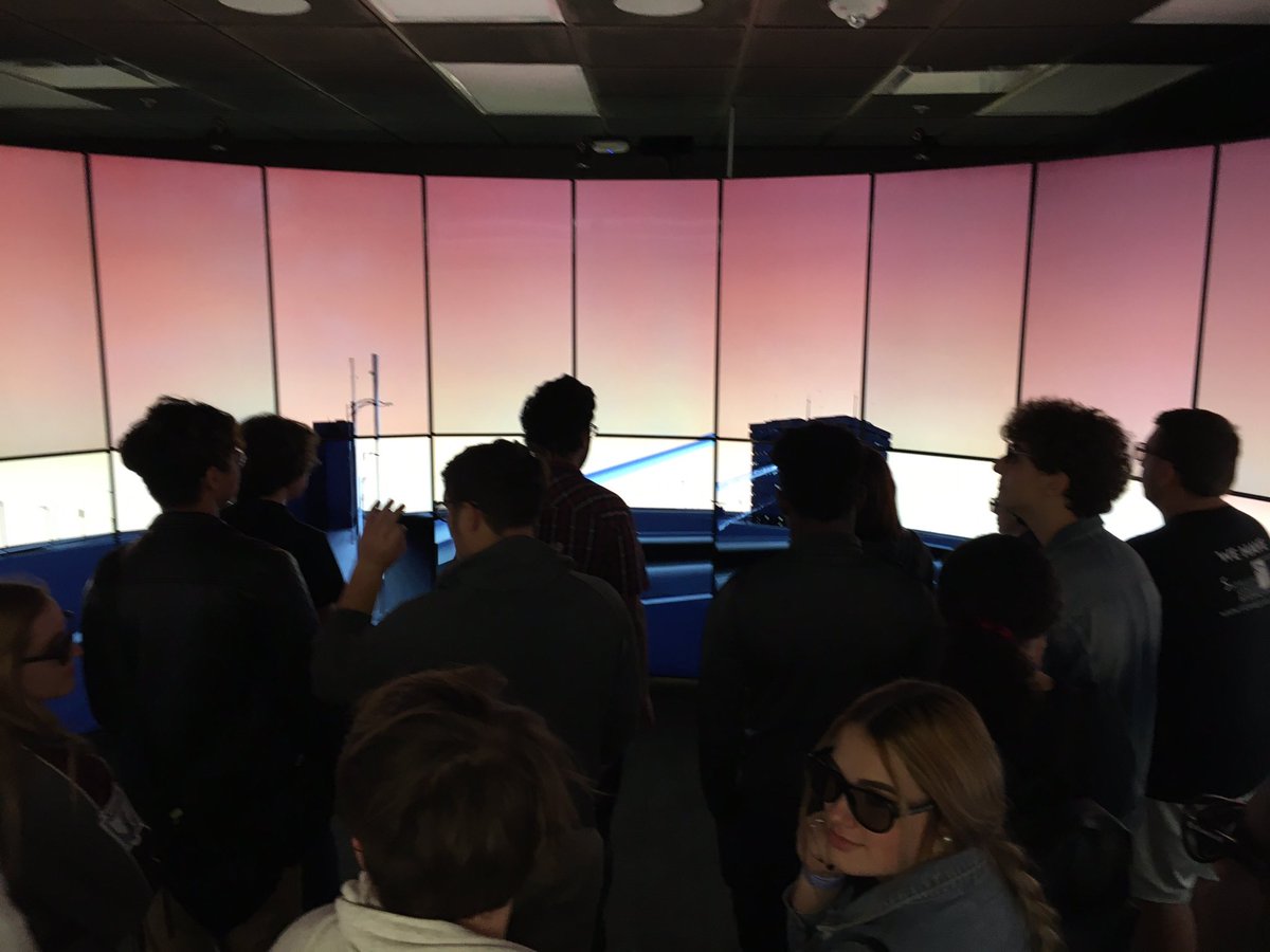 SatCenterIM's tweet photo. Thank you @LSUEngineering for giving us a tour of your facility, sharing your cool labs and allowing us to speak with staff & students. What a great experience for our @SatCenterIM and @satcenterDM team members. #GeauxEngineering #FutureReady @SCPPS @satellitecenter https://t.co/Loo8aiTkul