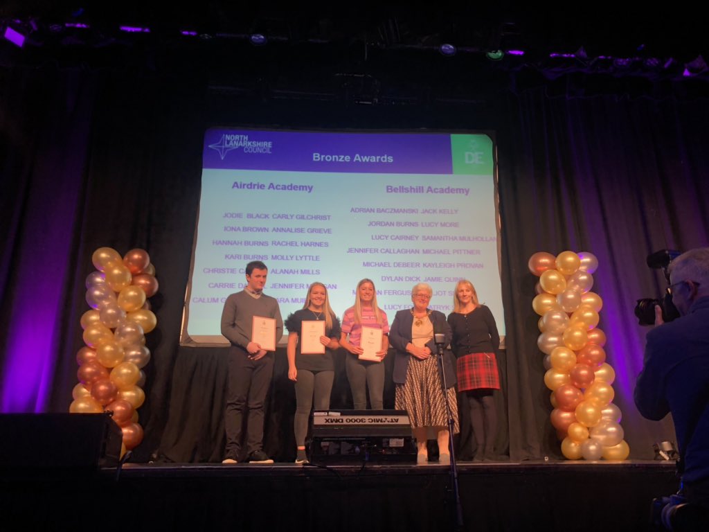 NLYoungReporters tweet media