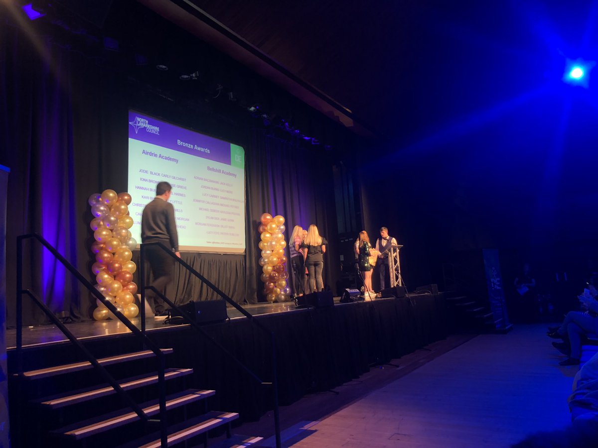 NLYoungReporters tweet media