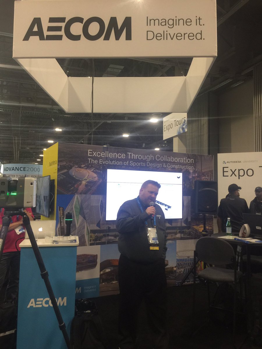 Sam the SLAM Dougherty wows the crowd with scan to BIM #AECOM_AU2019