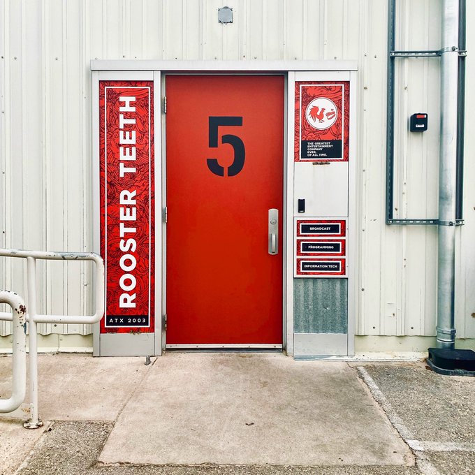 Work location numero uno today 🐓🦷 https://t.co/SfkXixAgJr<a href="/tag/bosstweedbackline"class="tags"><span>#bosstweedbackline</span></a>