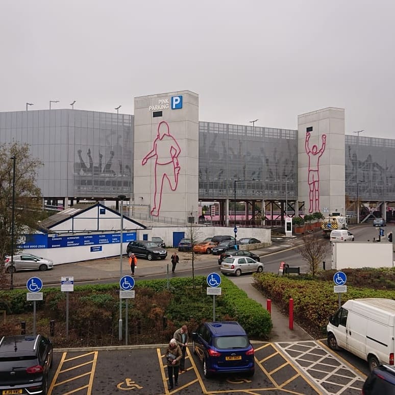 CodeckLtd's tweet image. The pink multi storey bus/car park in Wembley is now complete, the first of its kind in Europe, it sure stands out.  @CodeckLtd working with Huber car park systems, installing over 30,000m of steel decking to this amazing looking project.
