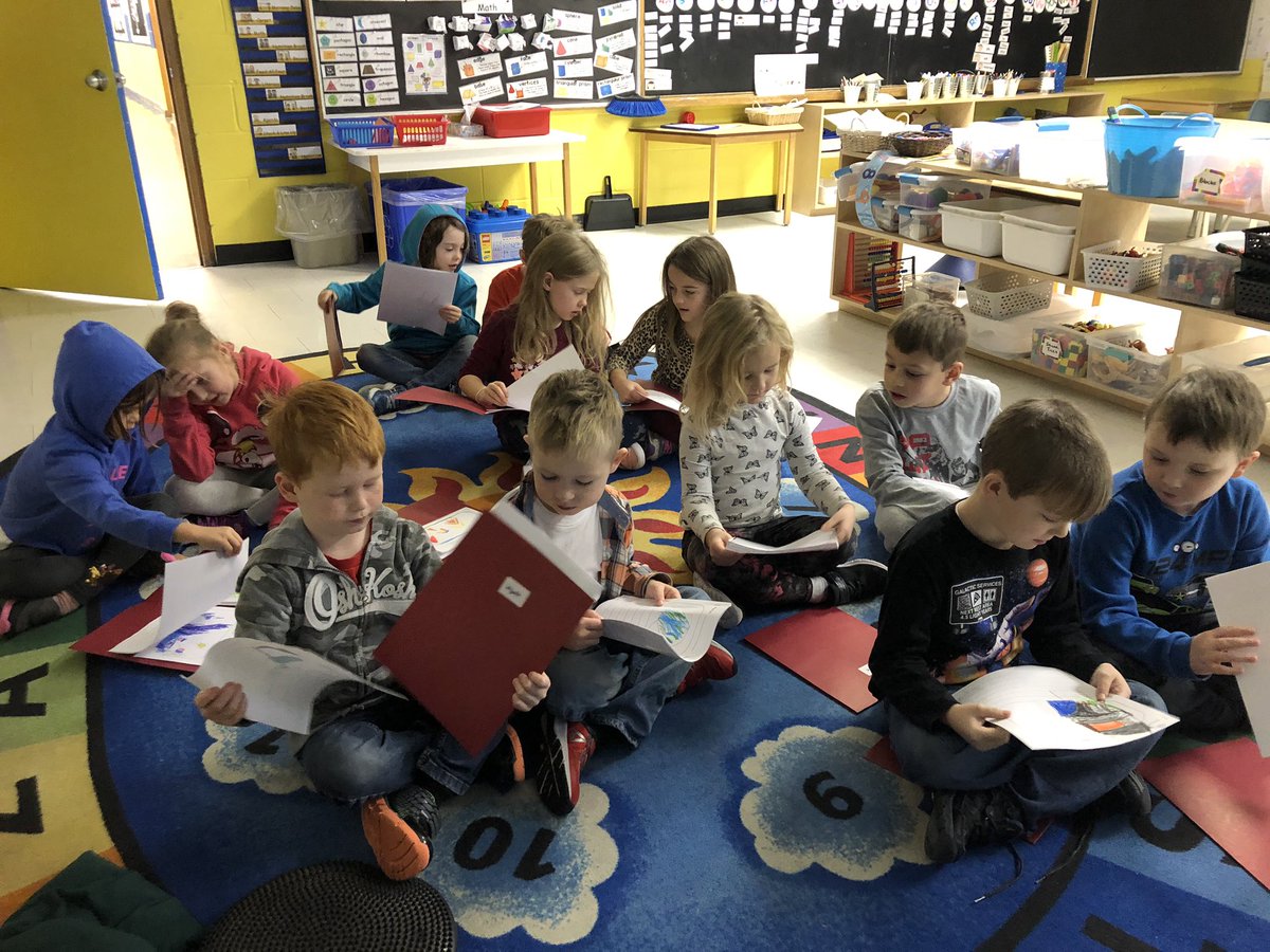 msburtch06's tweet photo. Lots of great discussion happening as we sit EEKK with a partner and share what we’ve been working on during our Writing Workshops 🤗 https://t.co/1iXZ5j2DAj