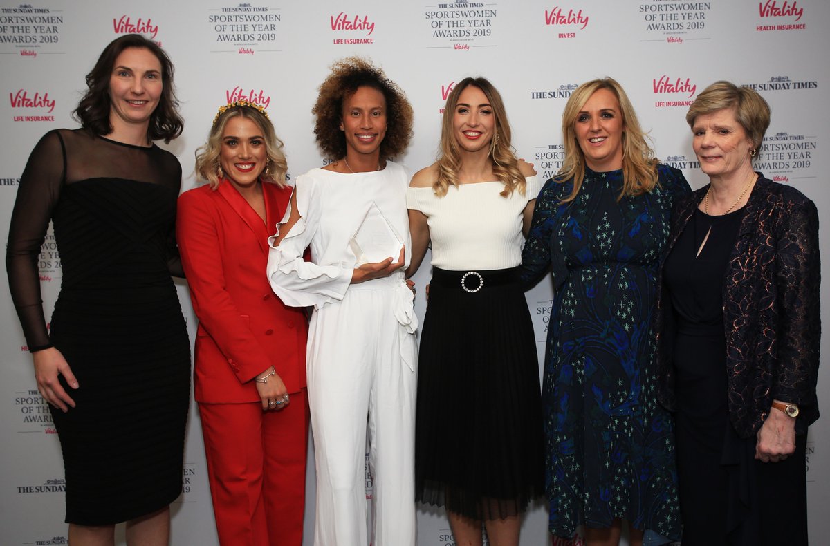 England’s netball team are the #SWOTY Team of the Year! Congratulations to an outstanding group of athletes <a href="/EnglandNetball/">England Netball</a> 🎉