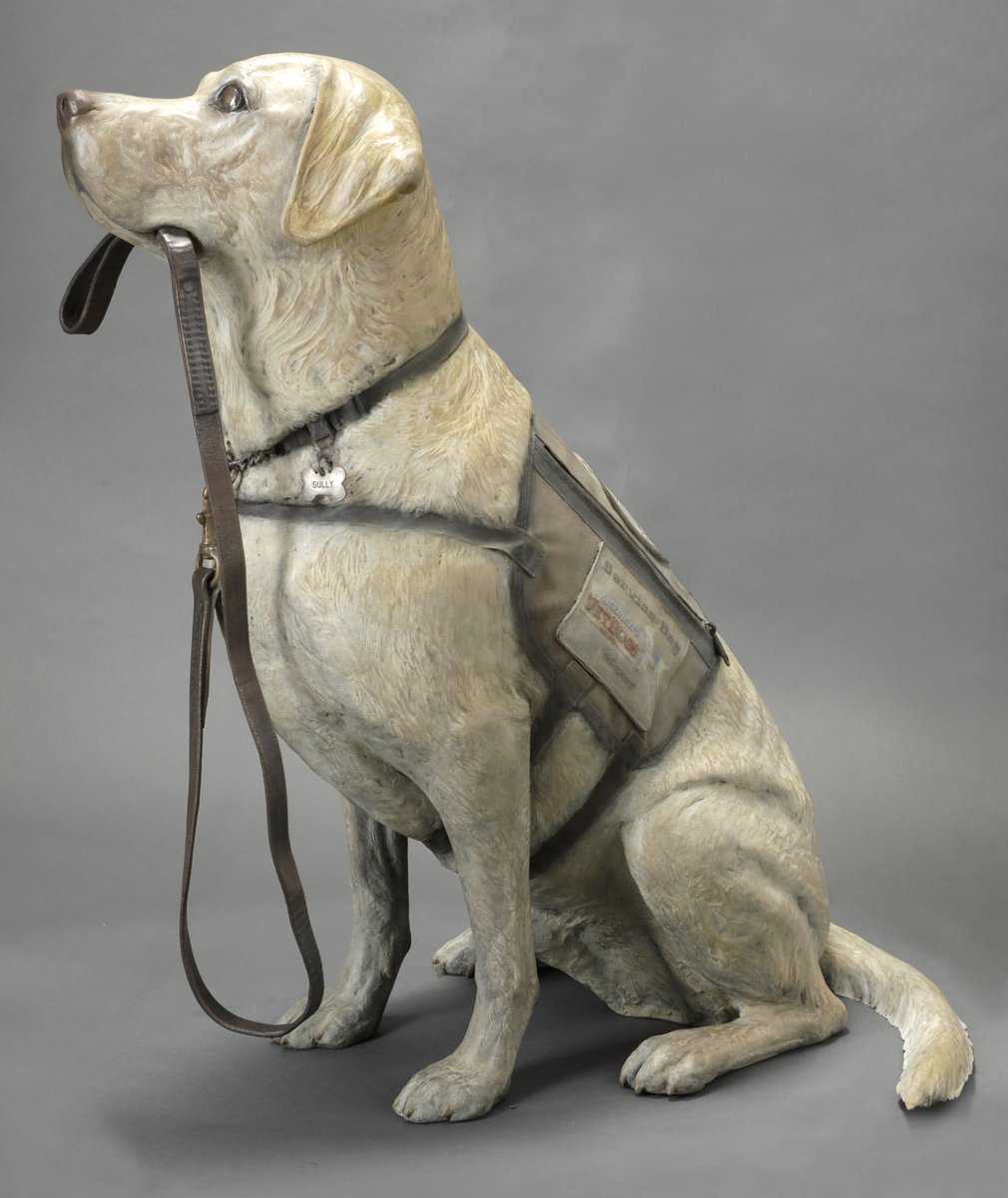TAMU's tweet photo. President George H.W. Bush’s devoted service dog Sully is getting his own statue at the @Bush41Library!

The bronze statue was commissioned by @AmericasVetDogs to take up a permanent symbolic post at the Presidential Library &amp; Museum: https://t.co/O6lsfUgv4l https://t.co/MLffhFYHXN