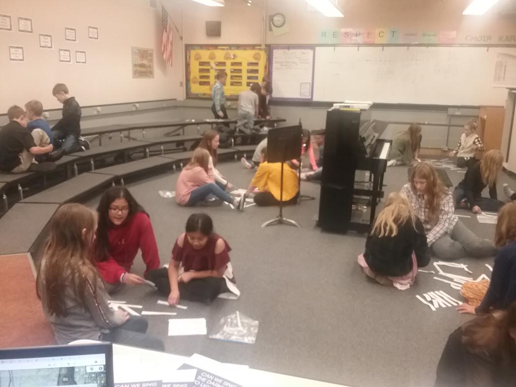 Do you know the words to you song yet? The concert is getting closer...
#goodhueschool