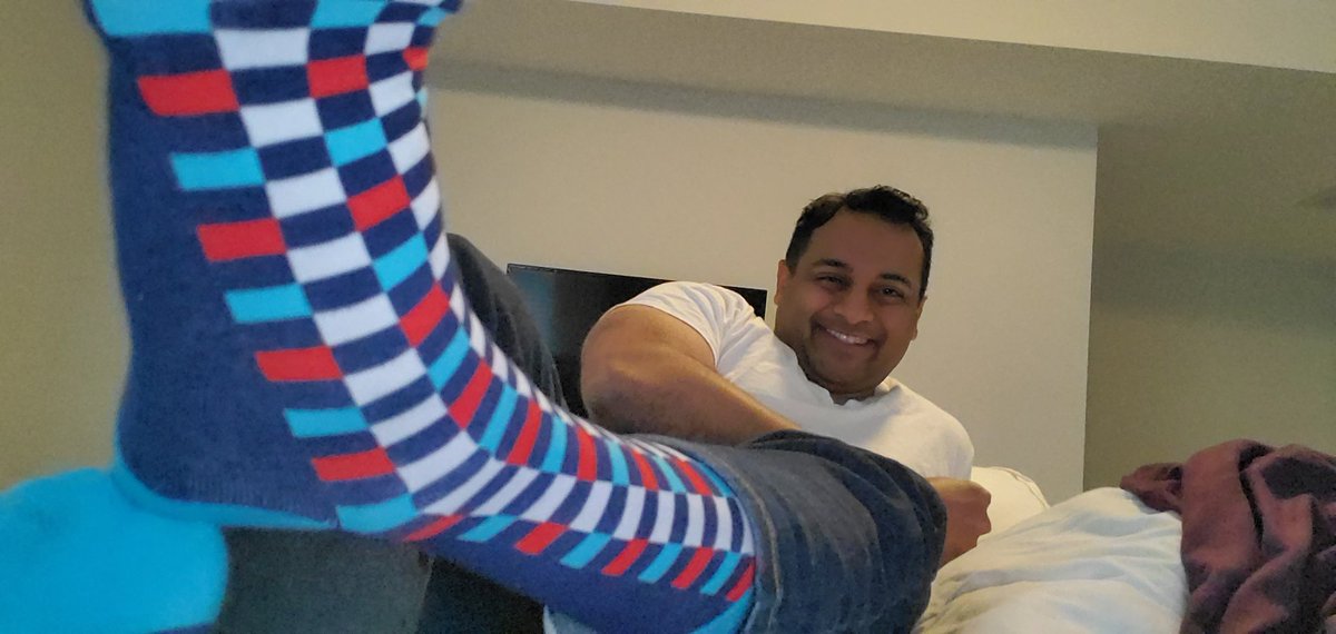 FootKingAmar's tweet photo. #hypnotic #socks. Who wants to buy a pair of my #stinkysocks? Maybe some #sockworship on skype? Better yet, the loser you are craves to do both. DM me today, #sockpuppets!
#findom #socks #smellysocks #patternsocks https://t.co/uNf0Z7Nl0l