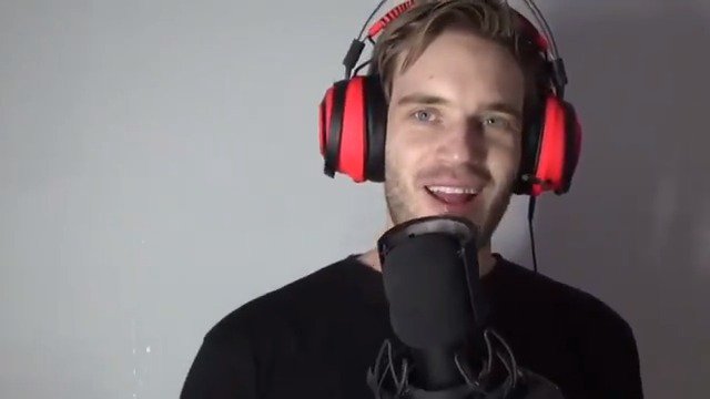 Fare fantastisk strand R Λ Z Ξ R on Twitter: ""This comment section is so horrible" Us: But not  the headset. Watch @pewdiepie's full video here: https://t.co/5njj0sixPZ  https://t.co/iPD1Jopg9P" / Twitter