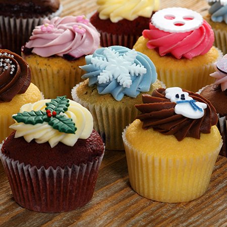 BCAE's tweet image. Happy #NationalCakeDay! We're giving a shout-out to the tiny cakes that bring HUGE flavor - #cupcakes! In this seasonal #baking class, you'll bake chocolate and vanilla cupcakes, whip up some homemade #buttercream, and transform them into gourmet treats: bit.ly/2Xy1bKw