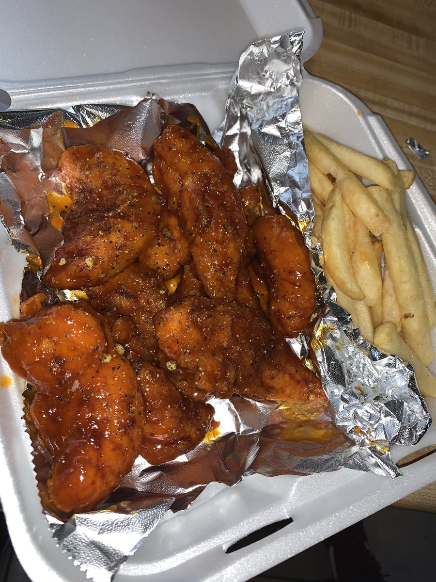 MartrezG's tweet photo. #TwinCookz ๐จ๐พโ๐ณ๐จ๐พโ๐ณ Sweet/HeatLemonPepper https://t.co/YLKXvZARfi