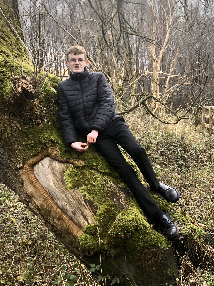 LHSArtandDesign's tweet photo. Great job from Euan too! Looking for great compositions and framing for the shots #camera #photographer #othersideofthecamera #larbertviews @csgreennetwork #model https://t.co/YEoY2SBONU