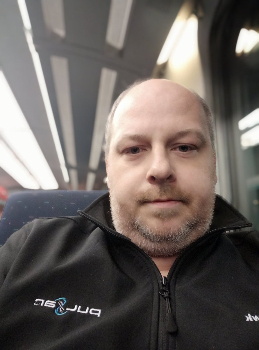 hawk_Pulsar42's tweet photo. Bon, ben c'est parti pour le début de mon périple jusqu'à la citizencon 😉
@Pulsar42_SC https://t.co/zrON7C8PbJ