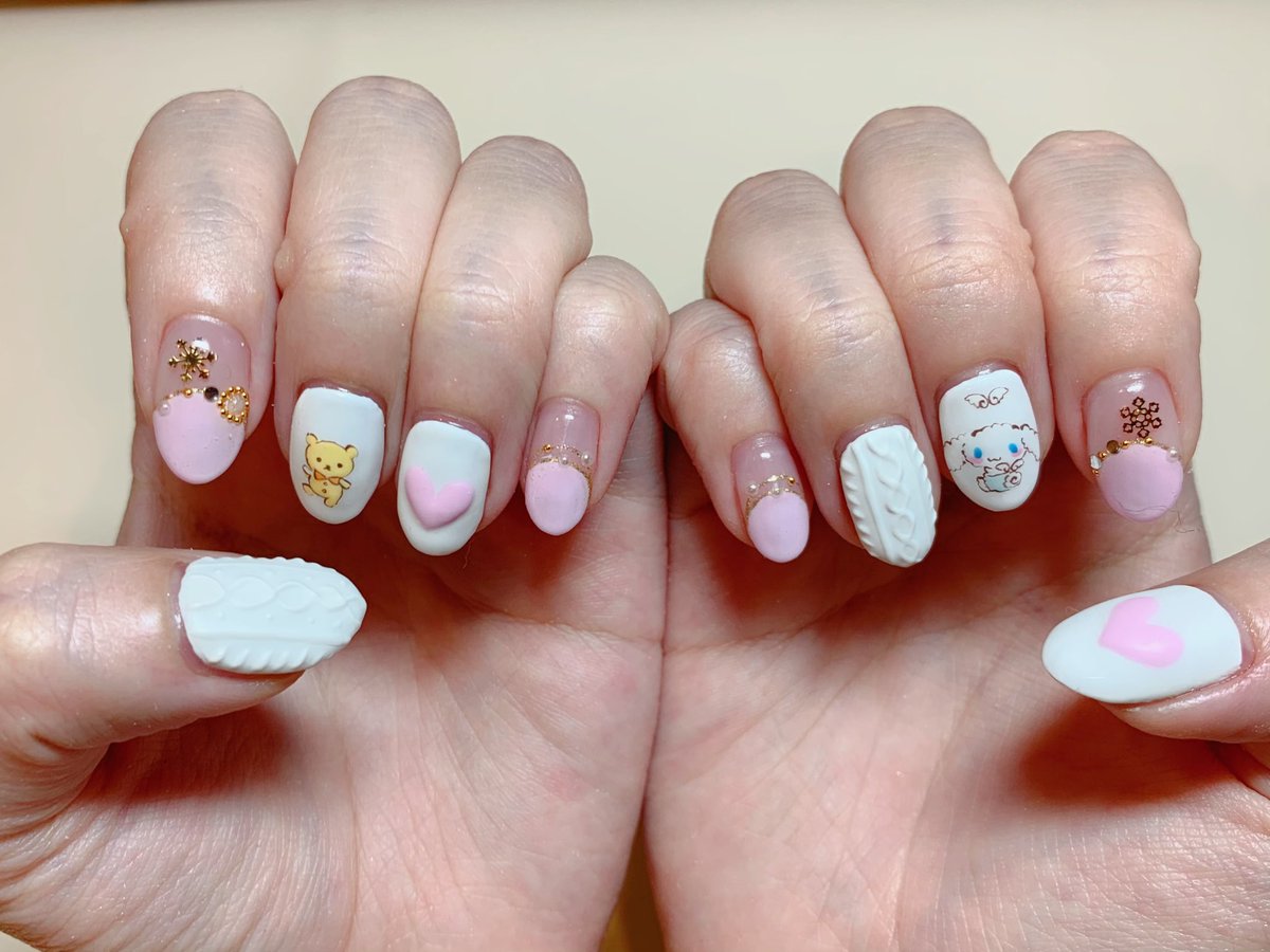 Tokio Nail No Twitter Tokionail 新宿御苑前 ネイルサロン キャラネイル 痛ネイル イベントネイル 手書きアート 秋ネイル 冬ネイル ニットネイル サンリオ シナモンロールネイル シナモンロール