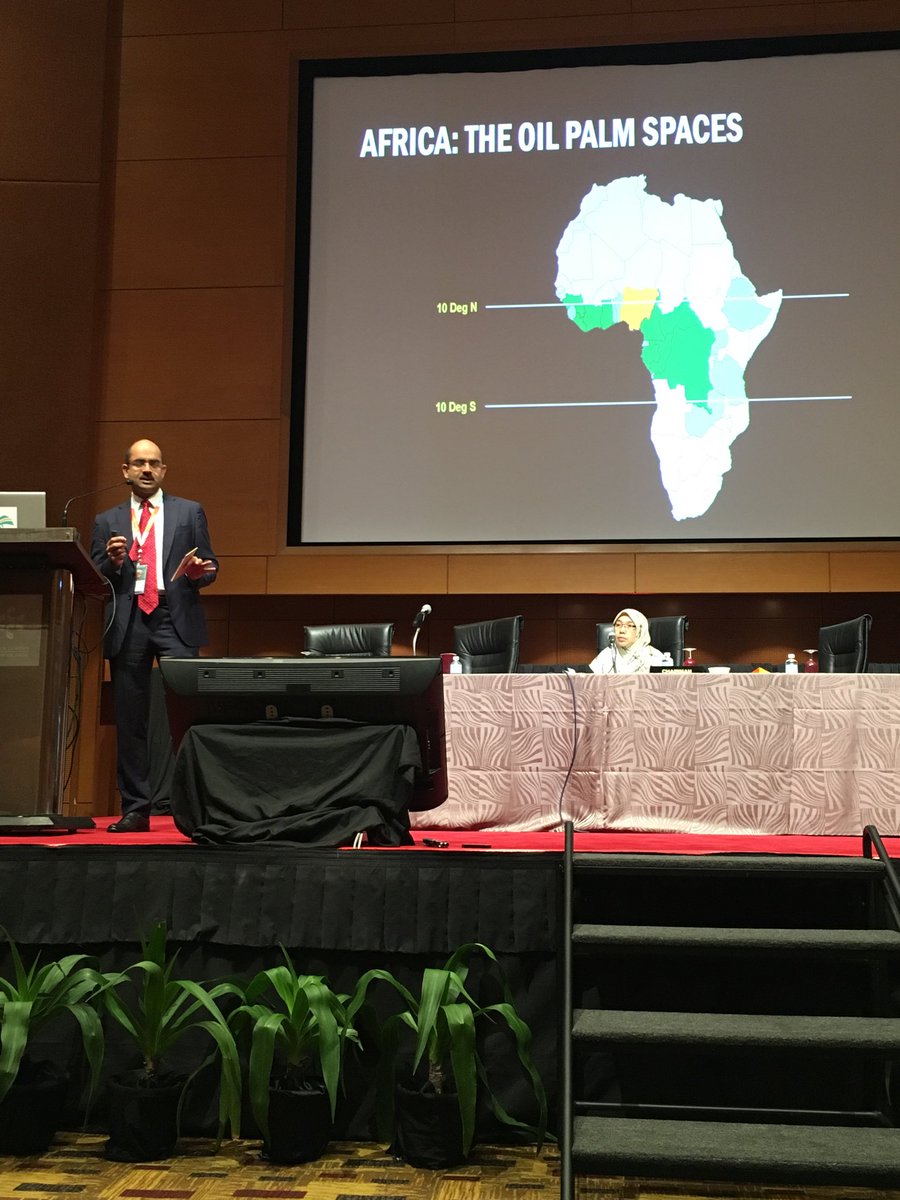 sathia_varqa's tweet photo. Mr Ranveer Chauhan of Akwaab Ventures speaking on palm oil opportunities in Africa at #PIPOC 2019 in KL, Malaysia ⁦@mpob_tweets⁩ ⁦@mpocHQ⁩ https://t.co/GuXqIrJj4c