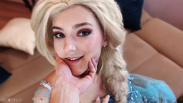 1 pic. Hello, Twitter! My #Frozen2 cosplay is already live on @Pornhub! And don't tell me that you never