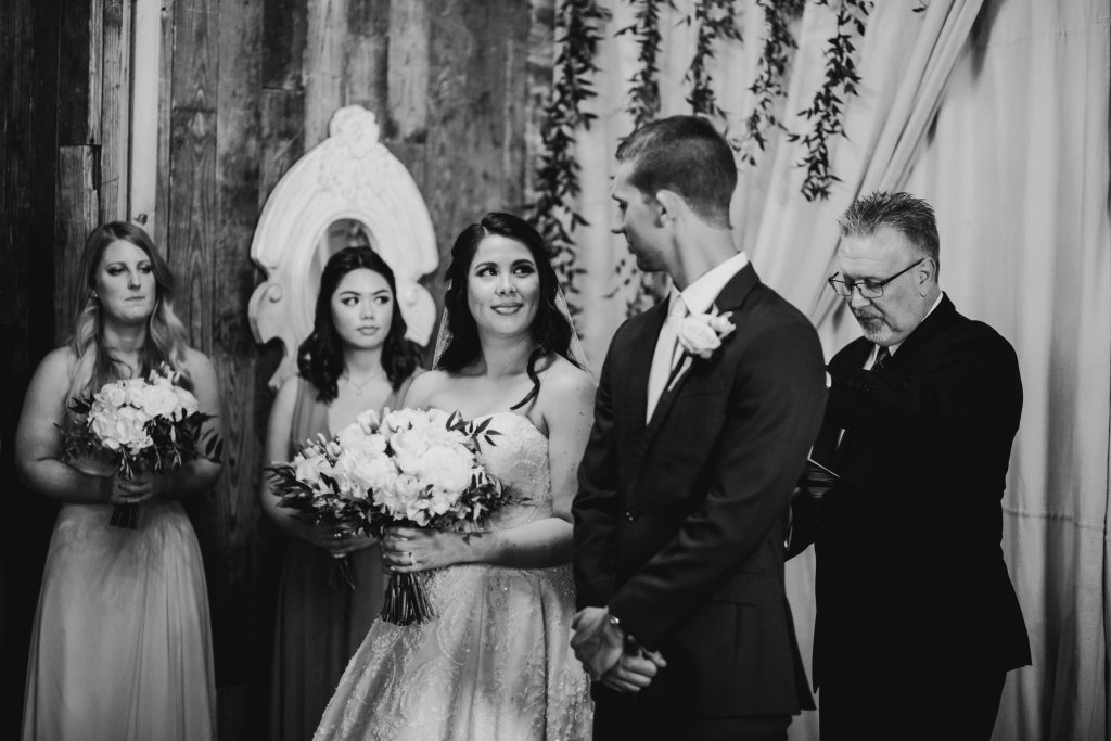 05.04.19 Genaveve &amp; Daniel thehaightblog.com/2019/11/21/05-…