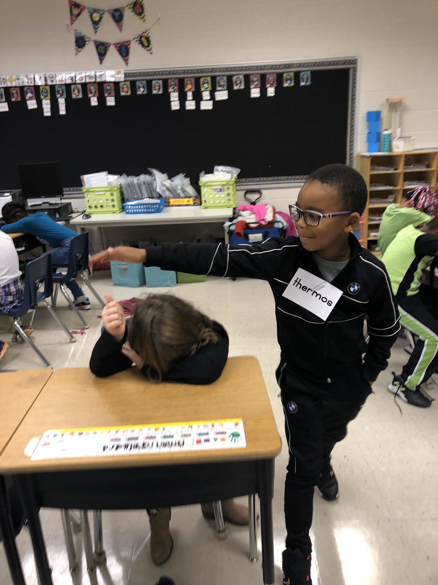 amandalovett's tweet photo. The kids had fun playing a phonics version of Heads Up 7 Up! Thankful for my creative teammates that share ideas with me! #LiveLeadLearn https://t.co/Vot7fKUdnF