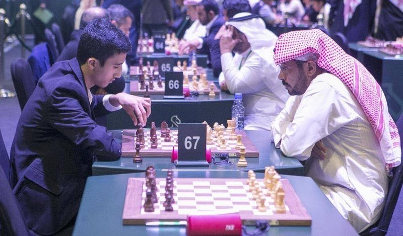 البطل "السليمي" يناشد بإدراج "الشطرنج" في مقررات المدارس والجامعات.https://sabq.org/WGyVjt