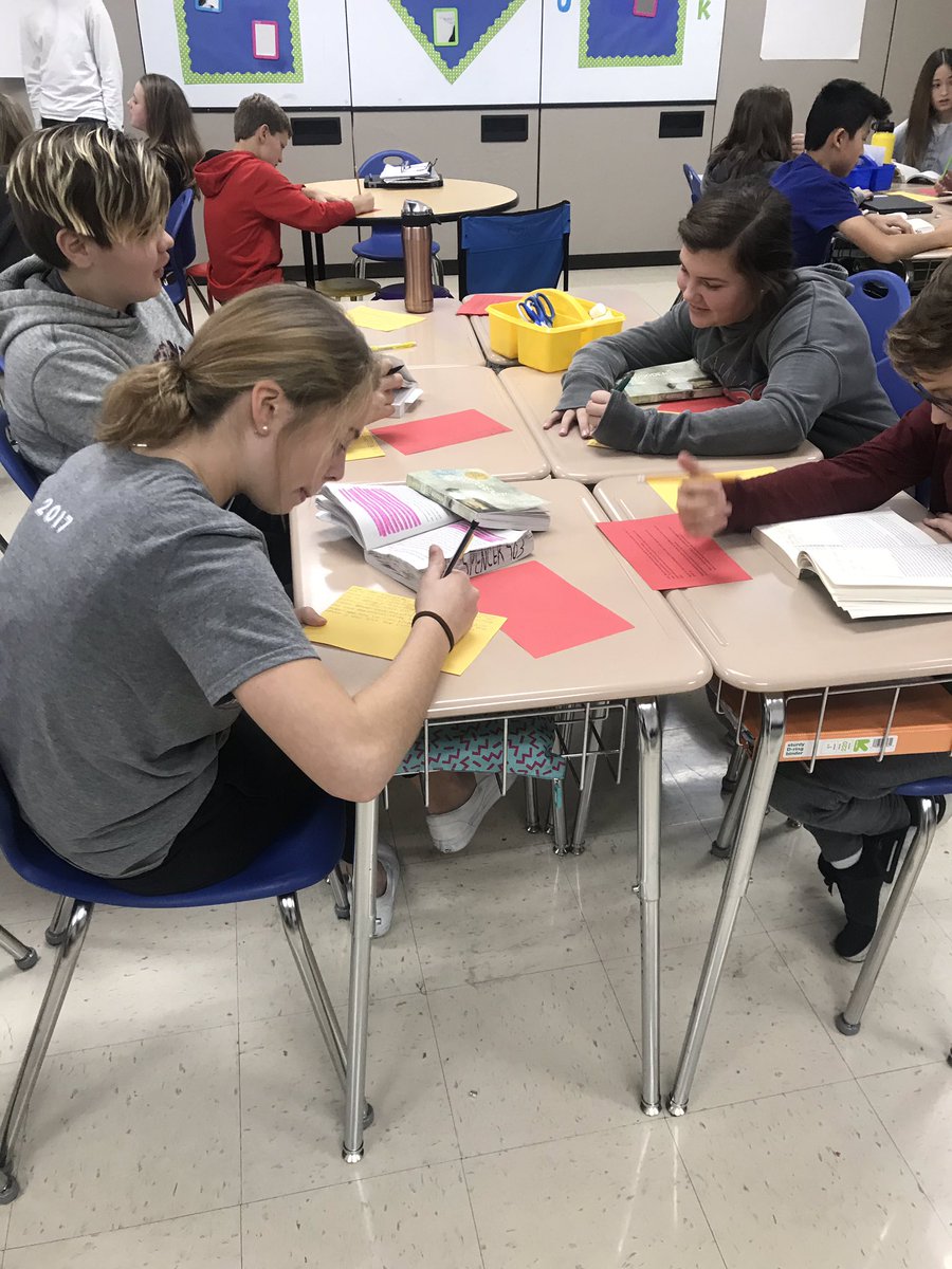 koons_amy's tweet photo. Analyzing text with red light yellow light strategy https://t.co/BulomgoF5f
