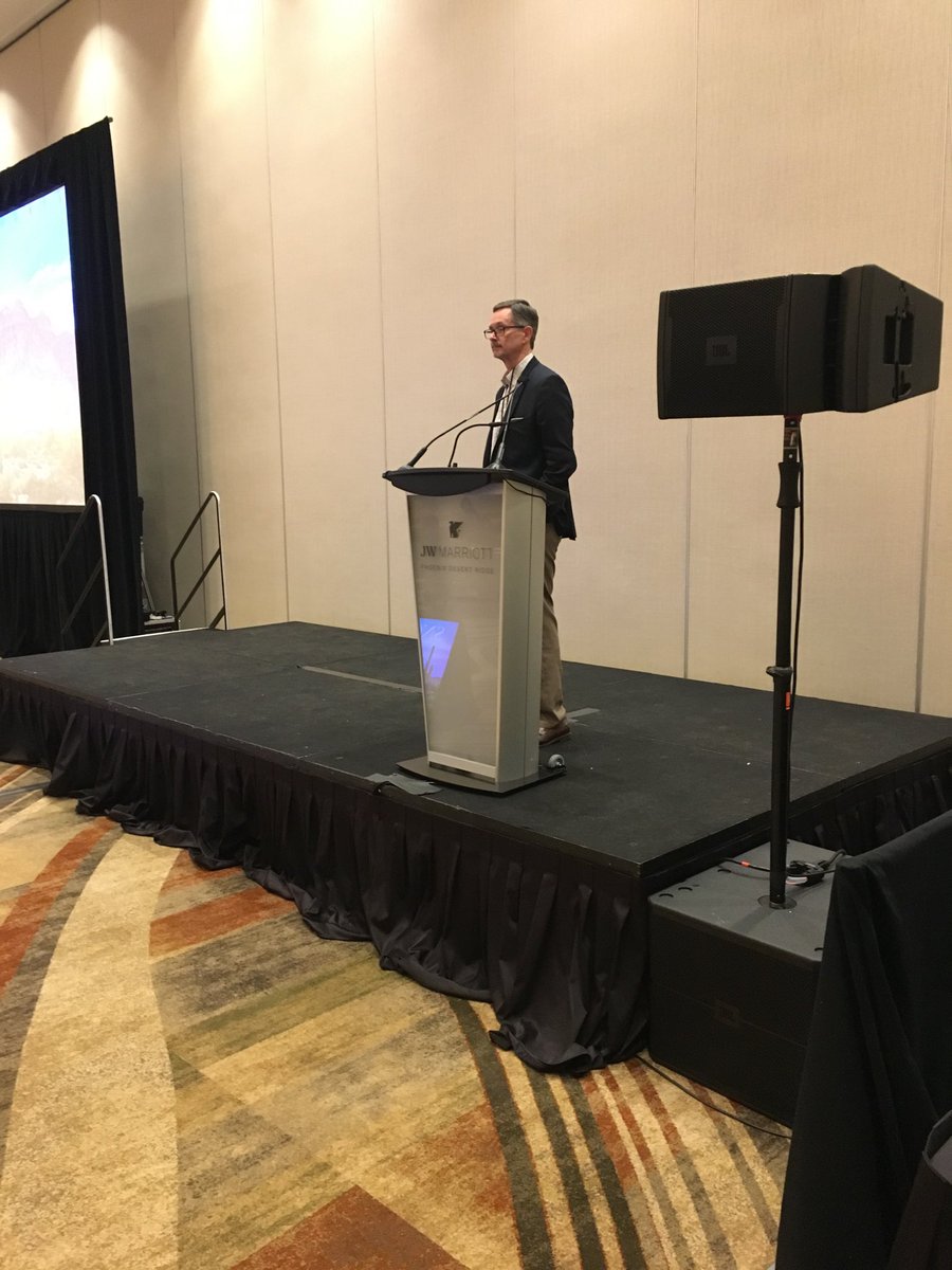 David James, presenting his excellent work with ⁦<a href="/atiqueahmedphd/">Atique Ahmed, PhD</a>⁩ on generating TMZ-resistant #glioblastoma xenografts #SNO2019 ⁦<a href="/NeuroOnc/">SNO</a>⁩