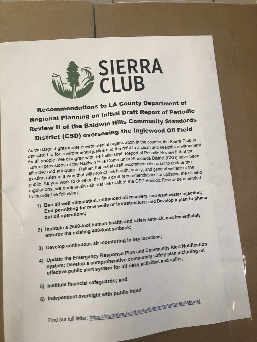 SierraClubLA_OC's tweet photo. Thousands of signed comment cards were submitted to the LA County Hall of Records -demanding and end to oil drilling near neighborhoods. “We want healthy neighborhoods and a safe environment for our families and the next generations” #sierraclub #dirtyfuels #standla #cleanenergy https://t.co/x9e8qVM99J