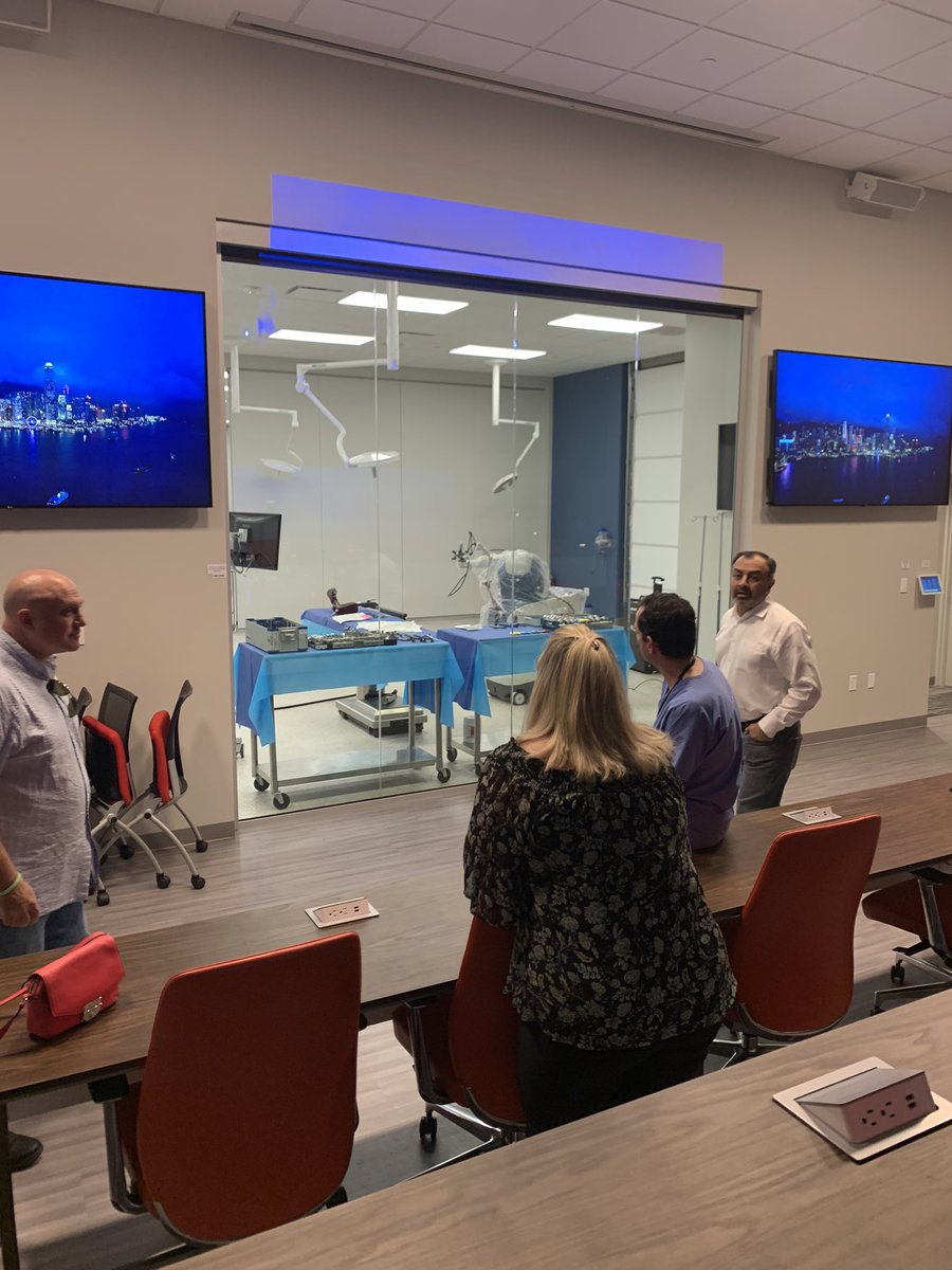 GCUCGLOBAL's tweet photo. Super impressed with Austin’s own   #medtomarket - It’s an event center, medical lab facility and # #Coworking all in one.... https://t.co/8vhfsOqSGt