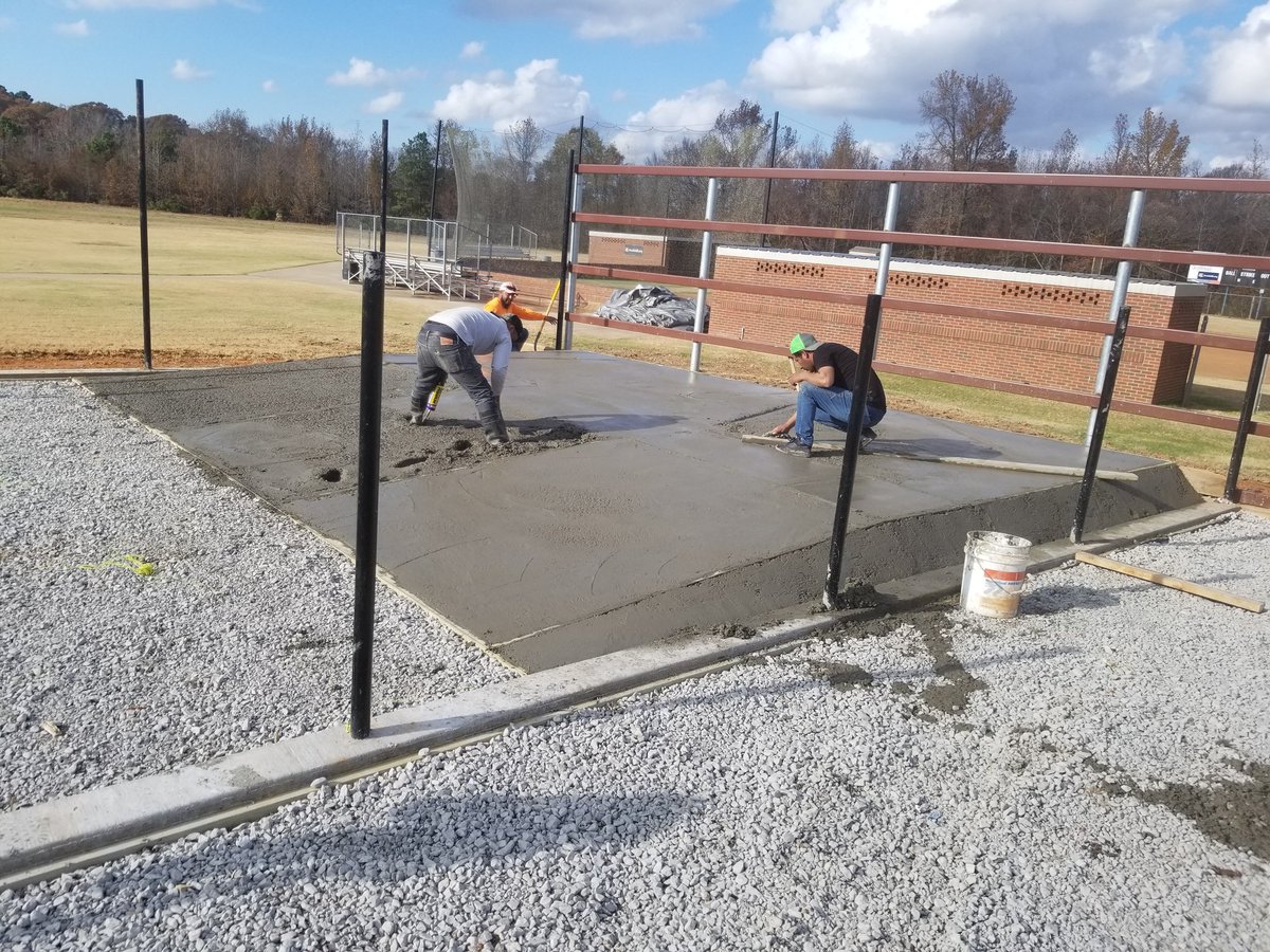 JerryCourtney's tweet photo. Mounds went in today!! #brookhillbaseball https://t.co/D3QJpl9BTh