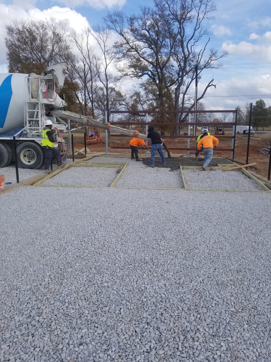 JerryCourtney's tweet photo. Mounds went in today!! #brookhillbaseball https://t.co/D3QJpl9BTh