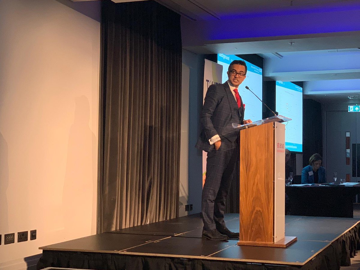 TOHETI_Imaging's tweet photo. A huge thank you to all involved with @TOHETI_Imaging and #TOHETIShowcase 👏🏼👏🏼👏🏼and thanks to all our guests for making it such a memorable evening. Lots to build on for future transformational change in healthcare @GSTTCharity @kingshealth @GSTTresearch @GSTTnhs https://t.co/MsJRv5mPji