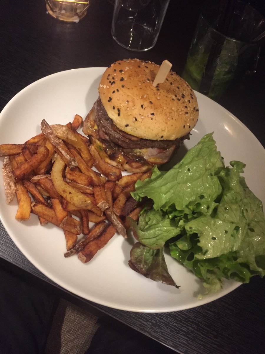 TznAmine's tweet photo. Merci @NicolasNoguier pour ce merveilleux dîner ❤️ #NicoForever https://t.co/XbUYB9M0Vs
