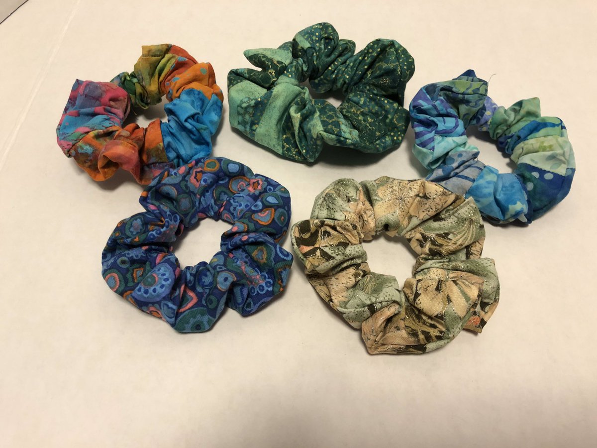 ShopArtisans's tweet image. Scrunchies! Prices will be announced 11/25