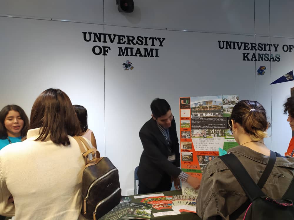 En el <a href="/cevazzulia/">CEVAZ</a> también celebramos la #IEW2019 #TomaLaIniciativa y únete a esta ruta. <a href="/educationusa/">EducationUSA</a> <a href="/EdUSAVzla/">EducationUSA Venezuela</a> <a href="/CollegeWeekLive/">CollegeWeekLive</a>