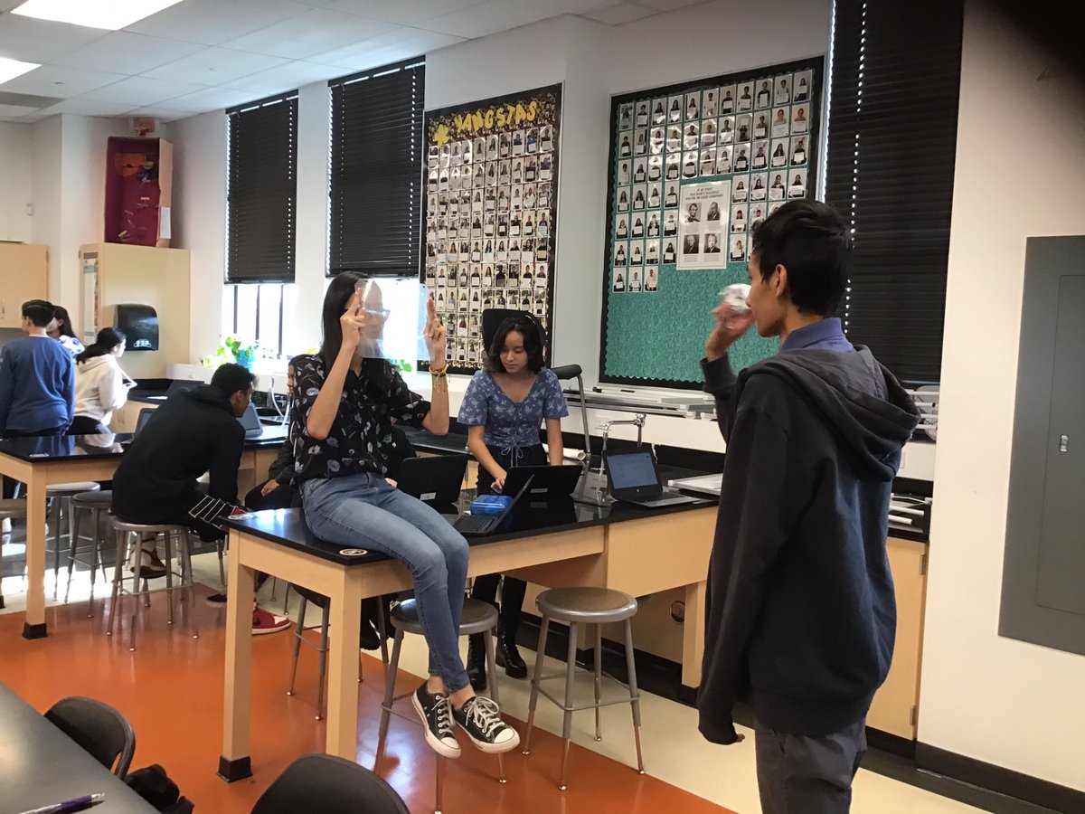 hellomsyang's tweet photo. Honors A&P ss @ChaffeyHSTigers testing their reflexes and reaction times #funinthelab #howfastareyou https://t.co/6sgQKGKQiZ