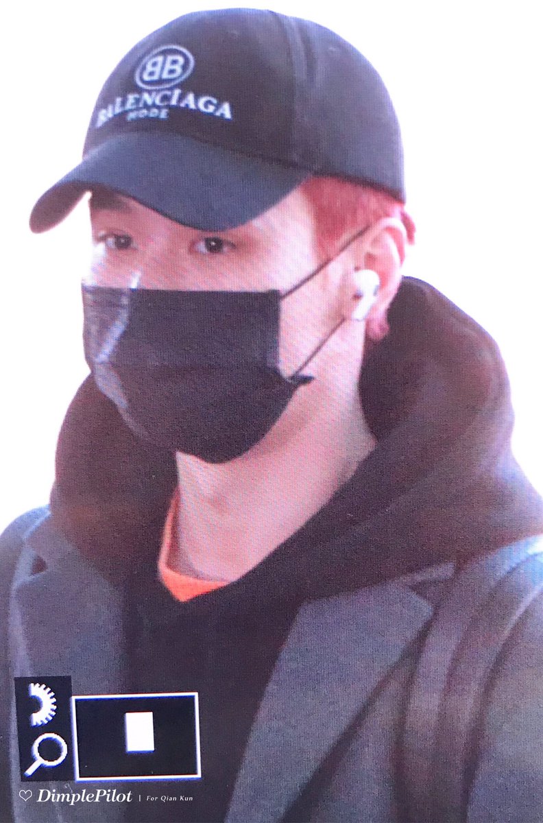 DimplePilot's tweet image. 💰191122 ICN 출발

“换发色啦！”

#KUN #QIANKUN #钱锟 #쿤
 #WayV