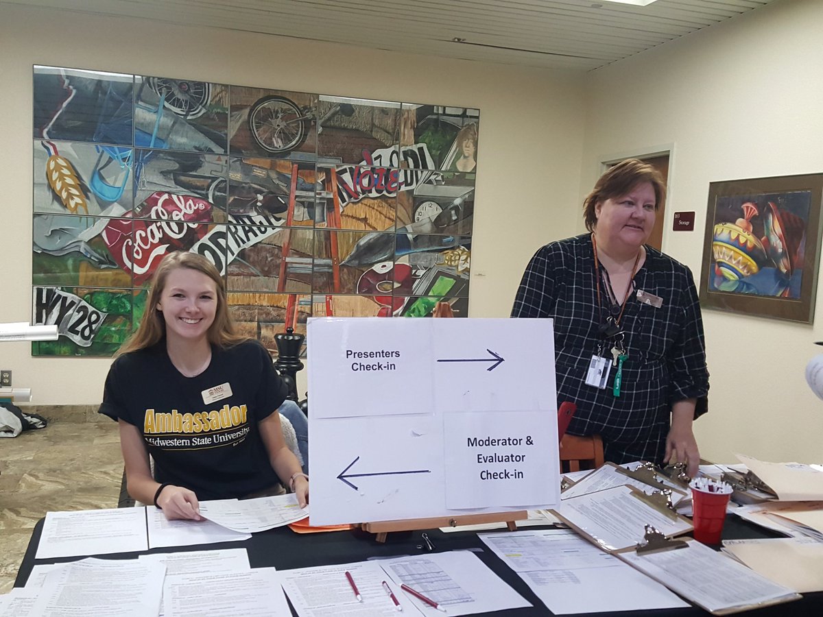 MSU_first2go's tweet image. Did you know Student Ambassadors @msutexas help  w/all sorts of important events,  like the undergraduate research forums? #rockstars