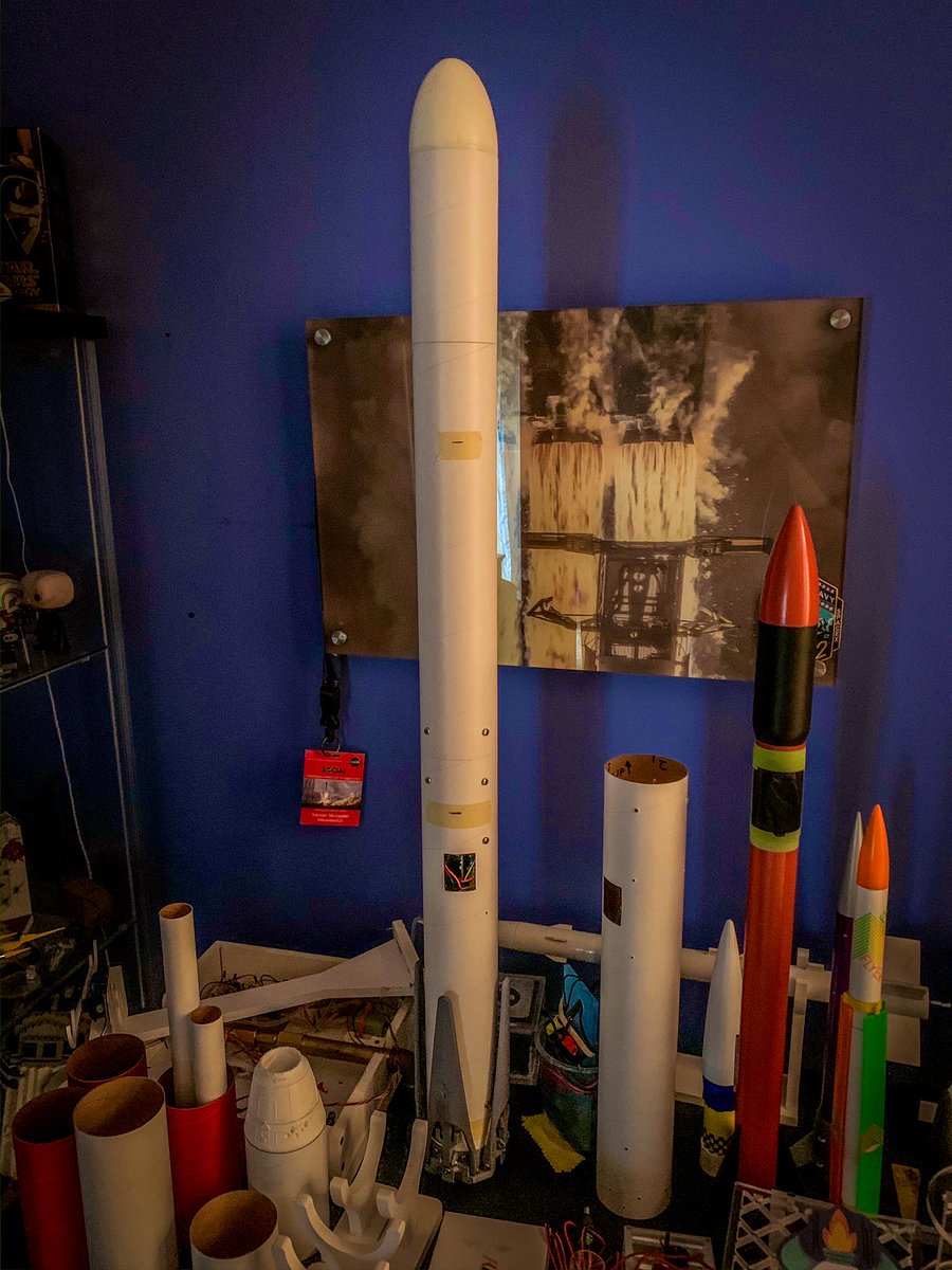 MoonManX22's tweet image. TVC scale #Falcon9 booster ready for #MOI testing. This is a Thrust Vector Controlled scale rocket. Equipped with a @bps_space #SignalR2 flight computer/TVC kit. Landing legs also courtesy of @joebarnard. Can’t wait to finally lite this candle next month.