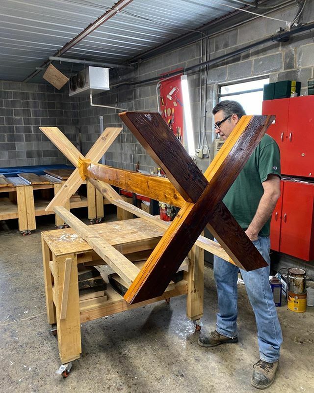 Jason (<a href="/chaircollector/">-sneaks-</a>) is so good at finishing tables, he can do it with one hand tied behind his back (or in his pocket)!! This is an enormous X-Base table that we are building for <a href="/fifththirdbank/">Fifth Third Bank</a>. It’s 120” long by 60” wide AND 36” tall! It’s a beast … ift.tt/35pT4lT
