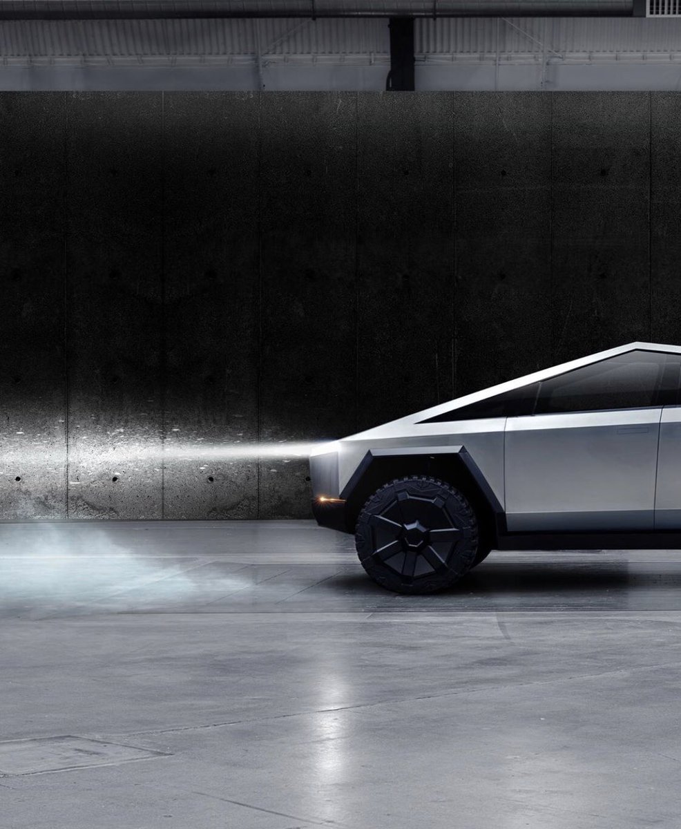 4SpeedShop's tweet photo. @Tesla Cybertruck 🤯⚡️ https://t.co/fZJVCh9Oy4