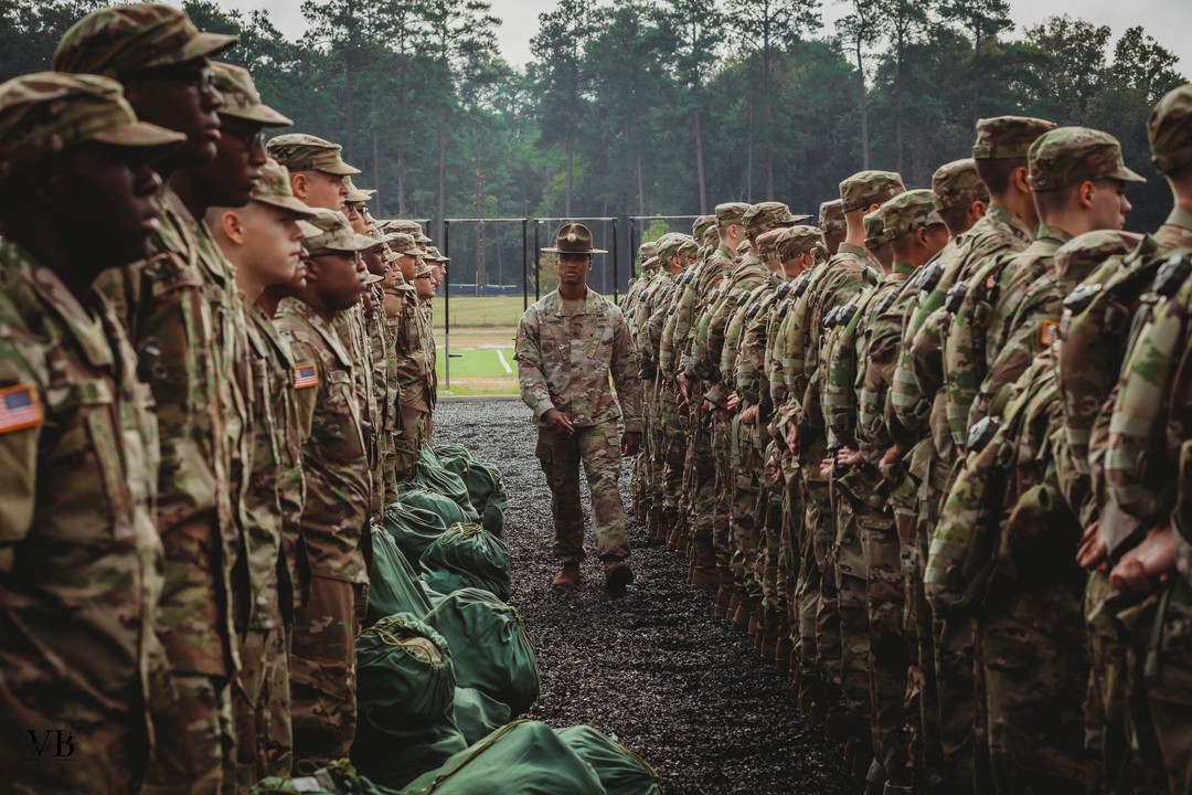 U.S. Army tweet media