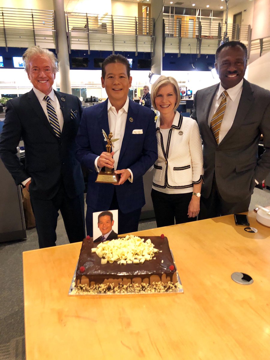 Happy 25th anniversary to @abc7rob! He’s started at @ABC7 on this day ...