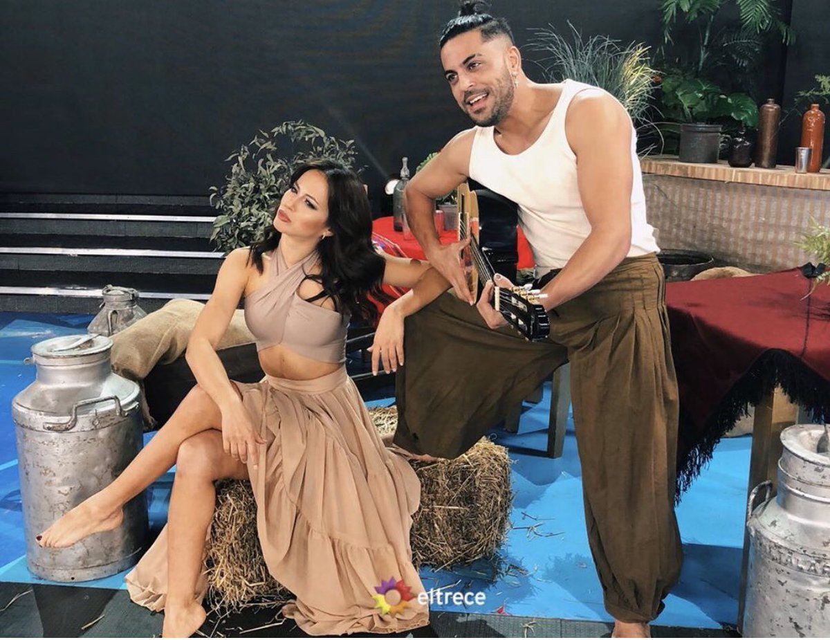 lore75ok's tweet photo. #DecirFlorVignaEsSinonimoDe https://t.co/9XJInGH7Sw