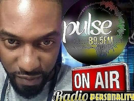 Pulse895fm's tweet photo. theturnup is on @@pulse895fm  #thursdaynightedition  @kingstoninthebuilding &amp; @showtimesoundmachine #tunein #now we here till 12am #turnitup https://t.co/Ap7w1I5Yjg