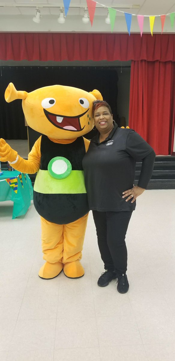 Castle Hill Elem (@castlehillelem) on Twitter photo Plory joined us for Literacy Game Night! Students & parents learned important reading strategies all through games! A great night of fun for everyone! @ElemCadre6 <a href="/CurriculumAssoc/">Curriculum Associates</a> @BrowardLiteracy Plory joined us for Literacy Game Night! Students & parents learned important reading strategies all through games! A great night of fun for everyone! @ElemCadre6 <a href="/CurriculumAssoc/">Curriculum Associates</a> @BrowardLiteracy
