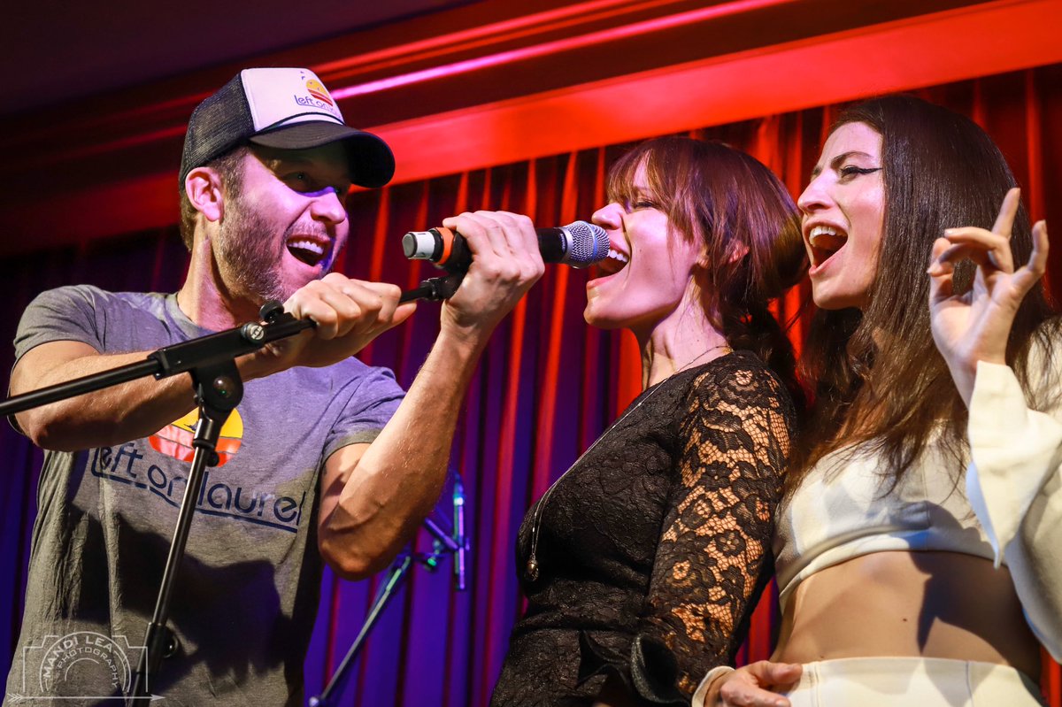 Michael Rosenbaum, Emily Swallow, and Amanda Wallace
Rockwood Music Festival 2019

<a href="/michaelrosenbum/">Michael Rosenbaum</a> <a href="/bigEswallz/">emily swallow</a> <a href="/mandacwallace/">Amanda Wallace</a>