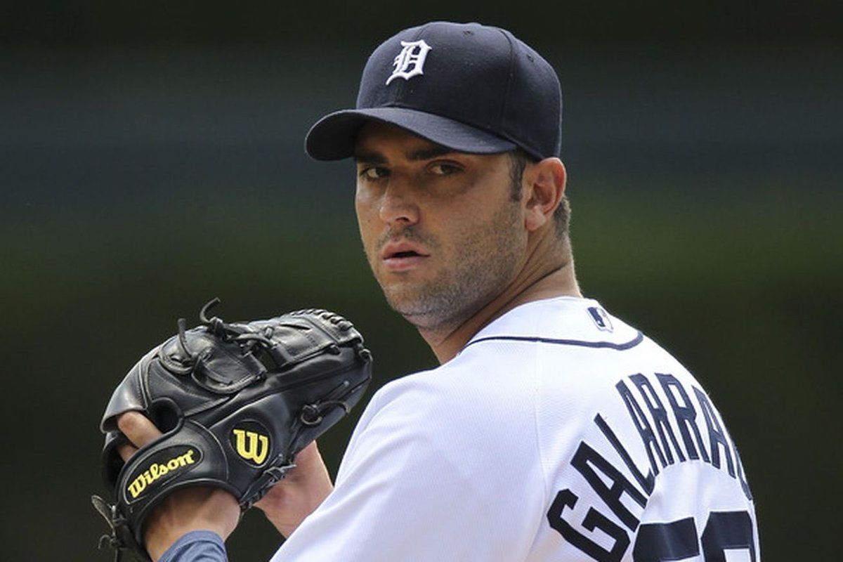 Miggysbat's tweet photo. telling my kids this man threw a perfect game https://t.co/YN4twCOMoL