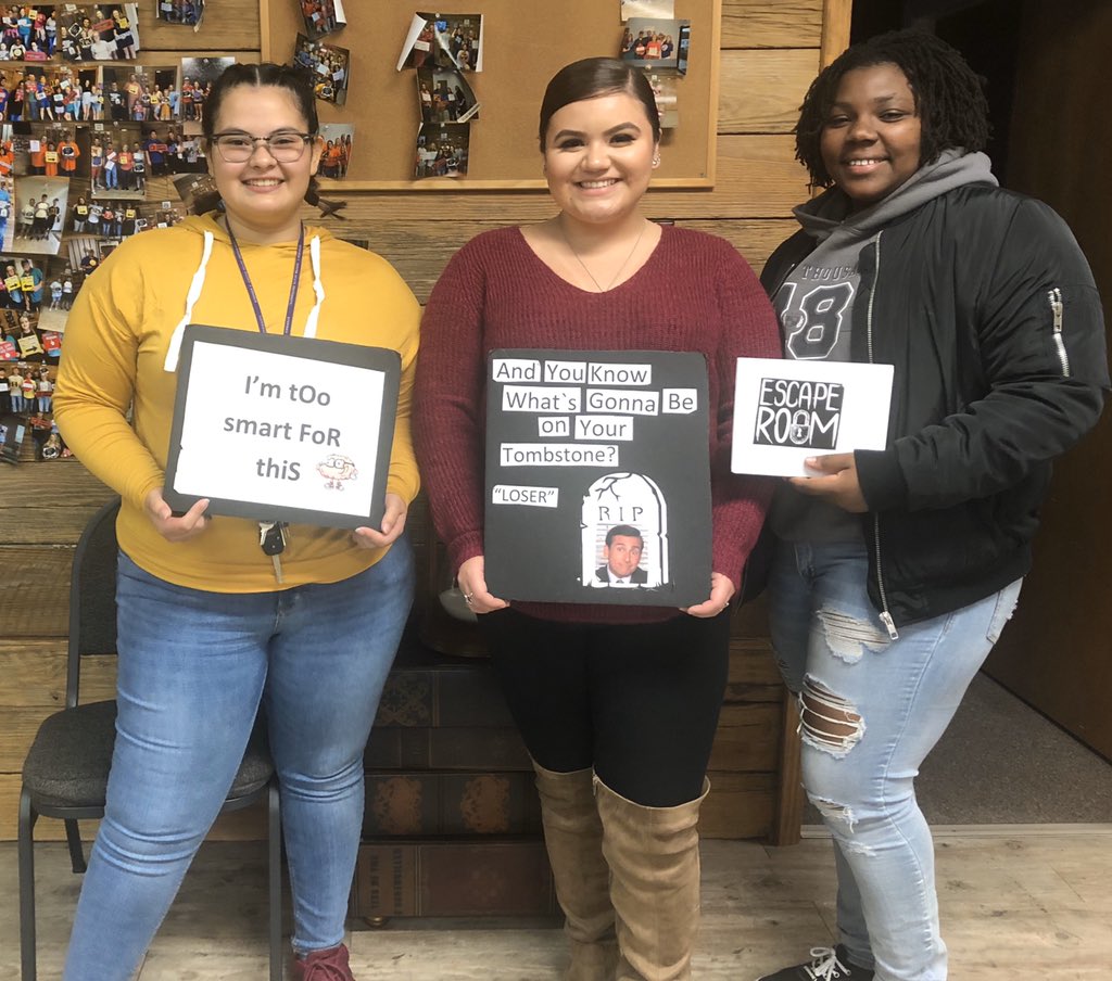 Escape_Nac's tweet photo. Looking for something to do this weekend? @SFAQuestions Spots are filling up quick! Check us out online at https://t.co/pIF9VIW411 and choose from one of 4 different experiences! #escapenac #escaperooms https://t.co/nSfvBDBju0