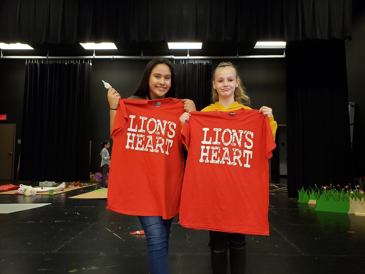VistaRidgeMS's tweet photo. Congratulations to our first  Lion's  Heart Award Winners! Thank you for showing Character, Integrity  and Leadership  in everything you do! #vrmsintentional #strongerinthepride #celebratekisd https://t.co/lrALt6Rstl