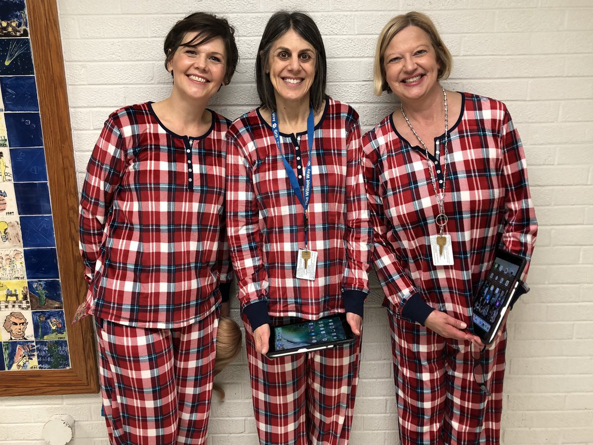 How adorable are these Wilmot kindergarten teachers?! #wilmot109 #engage109